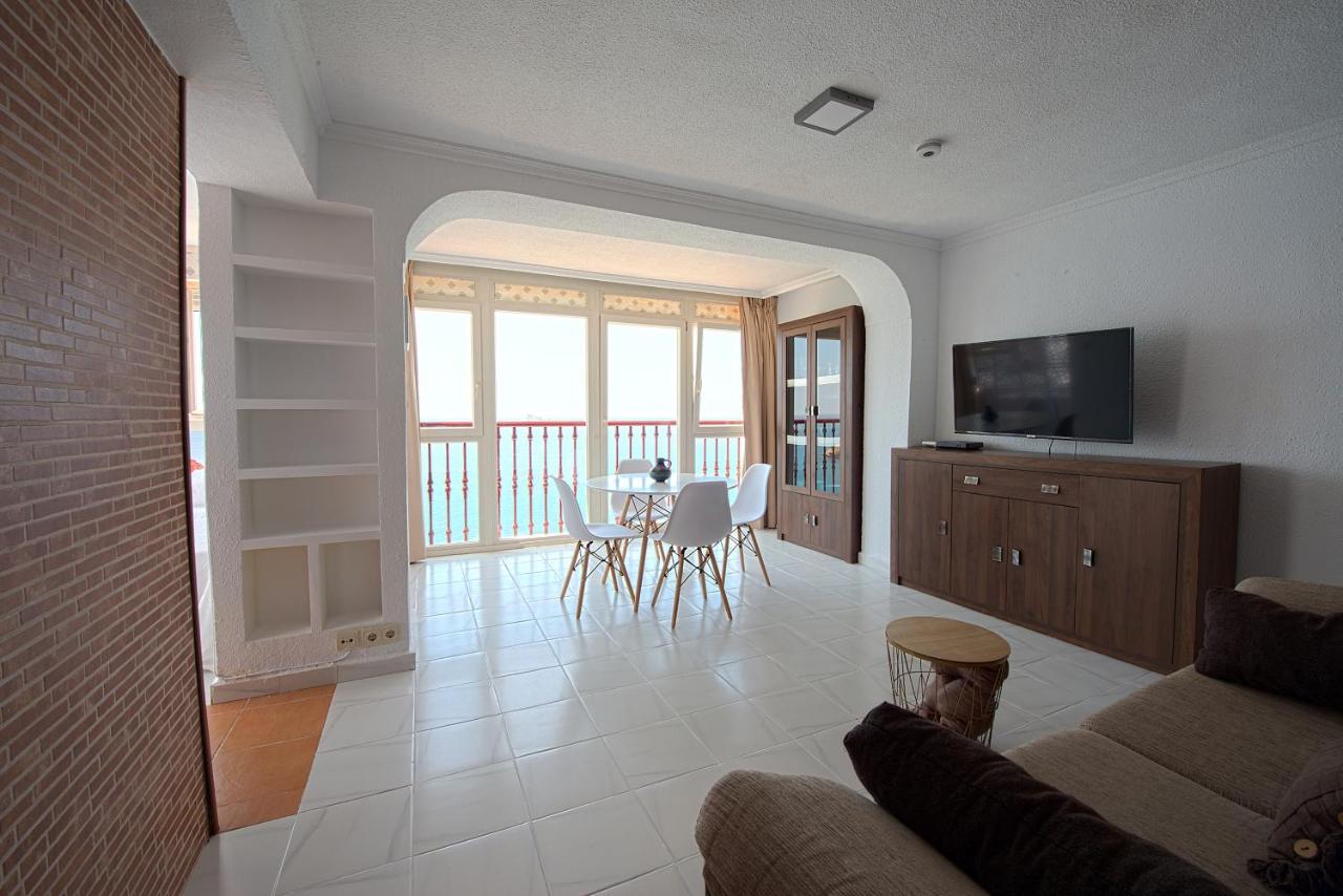 Las Damas Premium 23F Beach Front - Pool & Parking 베니돔 외부 사진