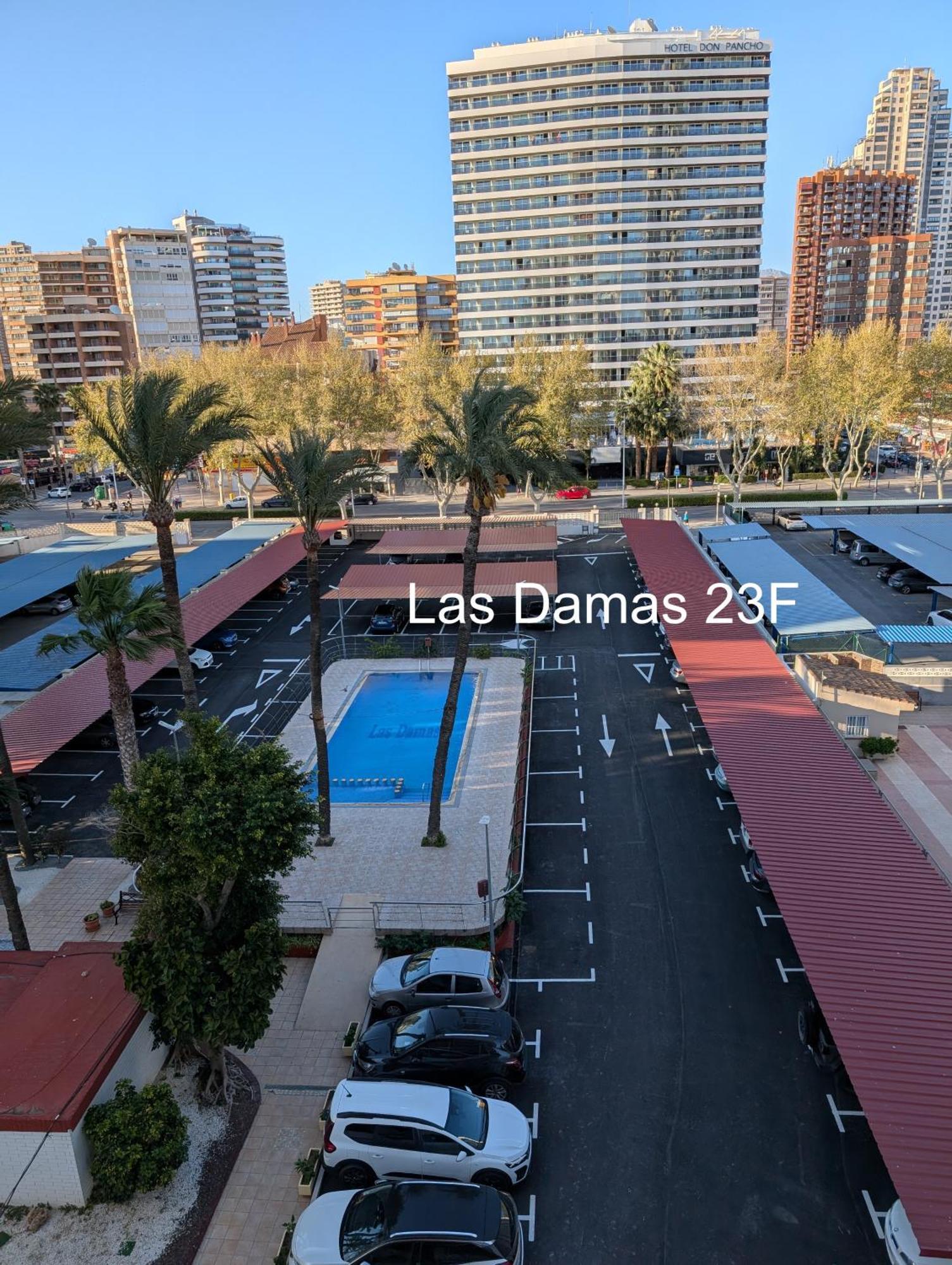 Las Damas Premium 23F Beach Front - Pool & Parking 베니돔 외부 사진